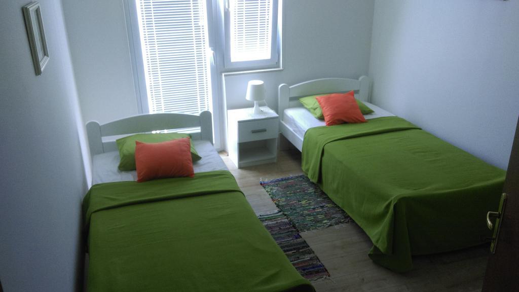 Holiday Home Rudelic Lukovo Šugarje Exterior foto